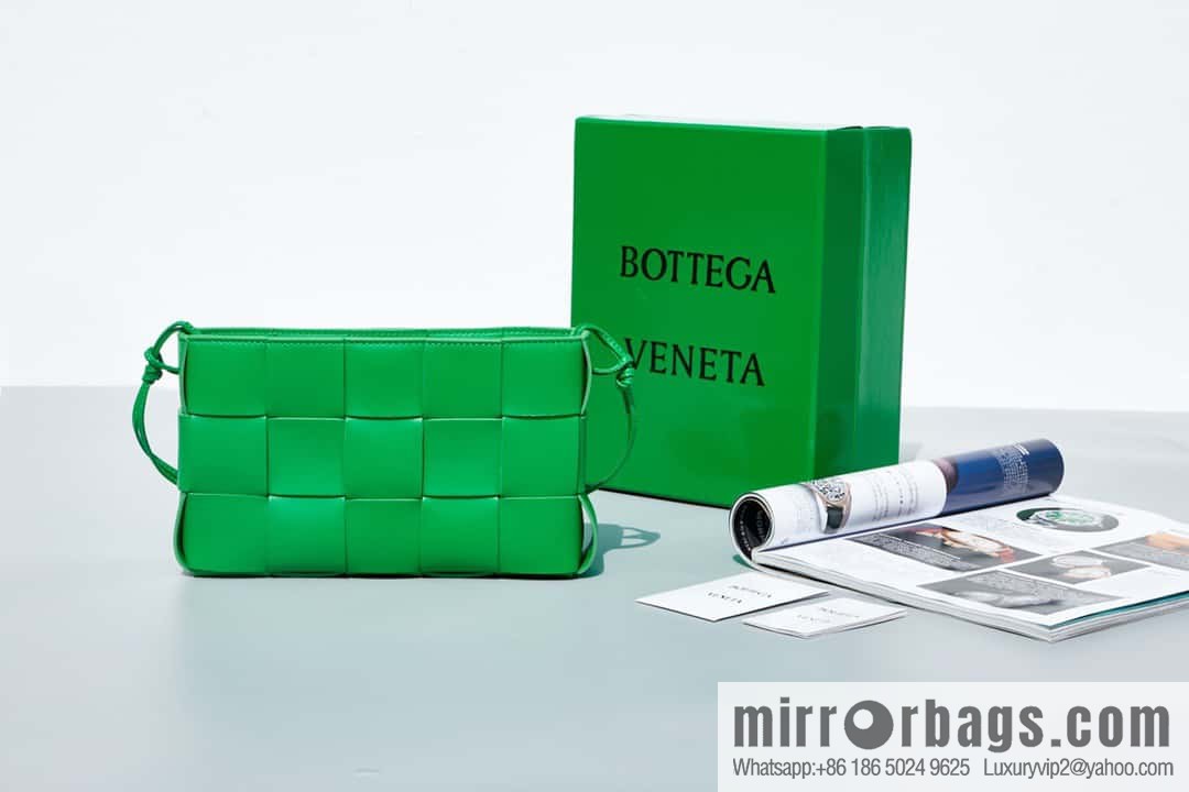 #BV 2023 Cassette Strap Underarm Bag, Model: 730543 Model 80846 Grass Green