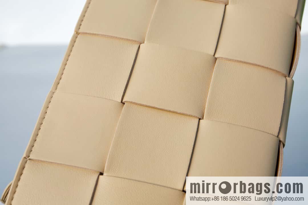 #BV 2023 Cassette Strap Underarm Bag, Model: 730543 Model 80846 Oatmeal