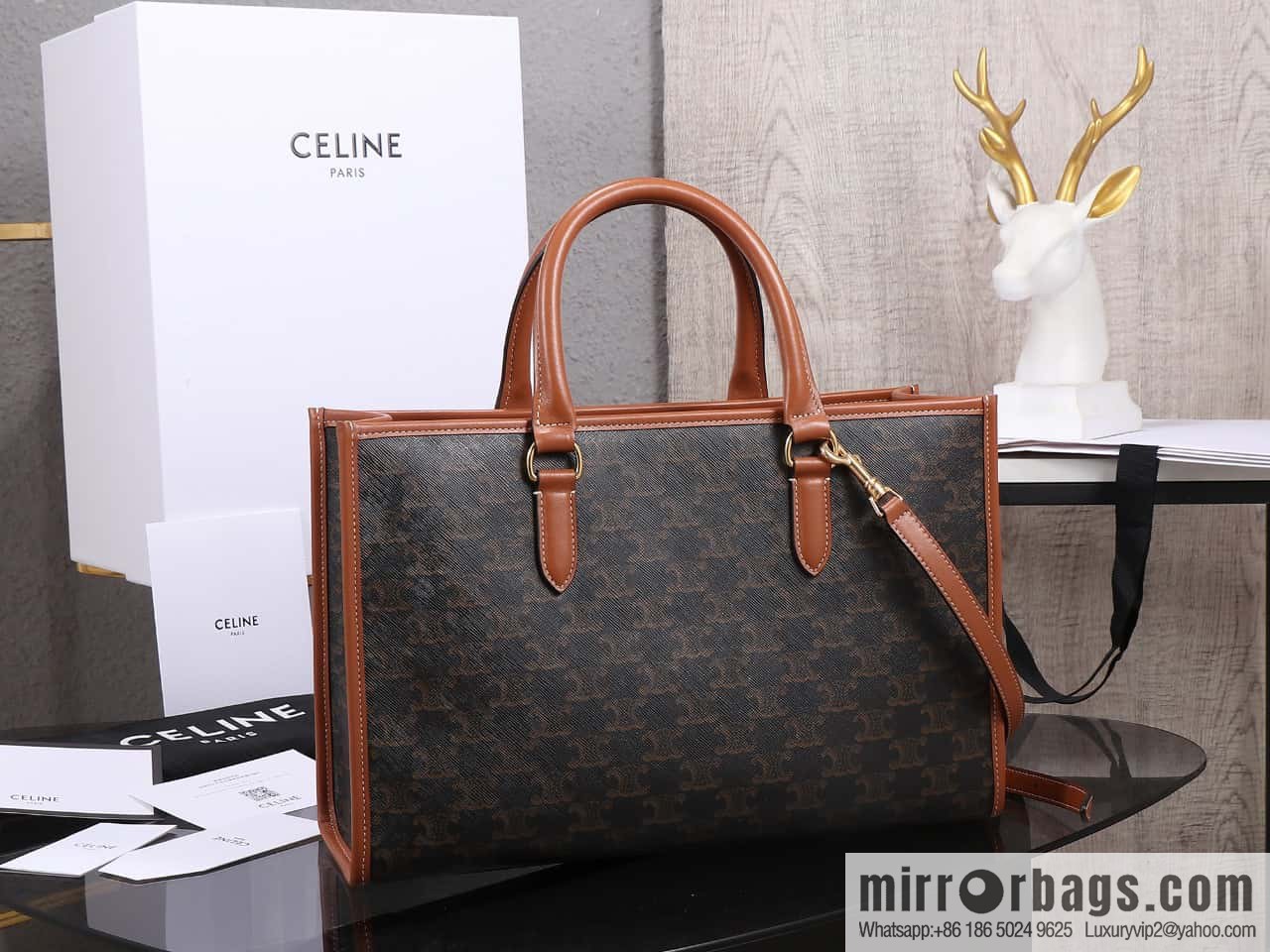 [Premium quality, all-steel hardware 】 𝗖𝗘𝗟𝗜𝗡𝗘 | horizontal tote small, model: 199742