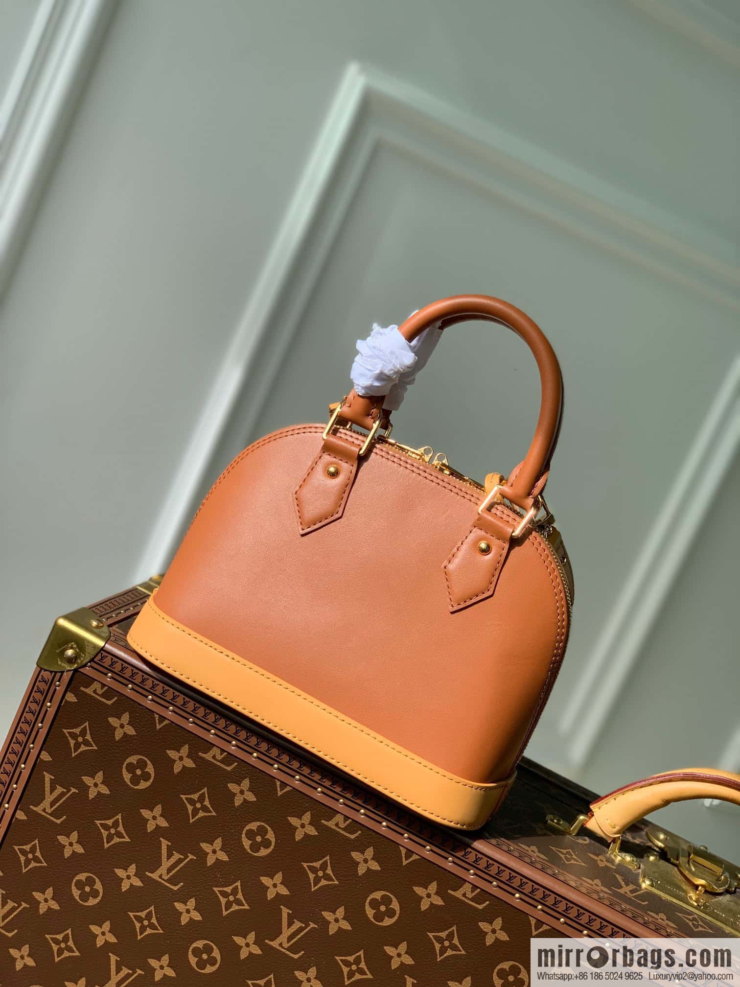 Louis Vuitton LV Alma BB shell bag Alma BB handbag M91606