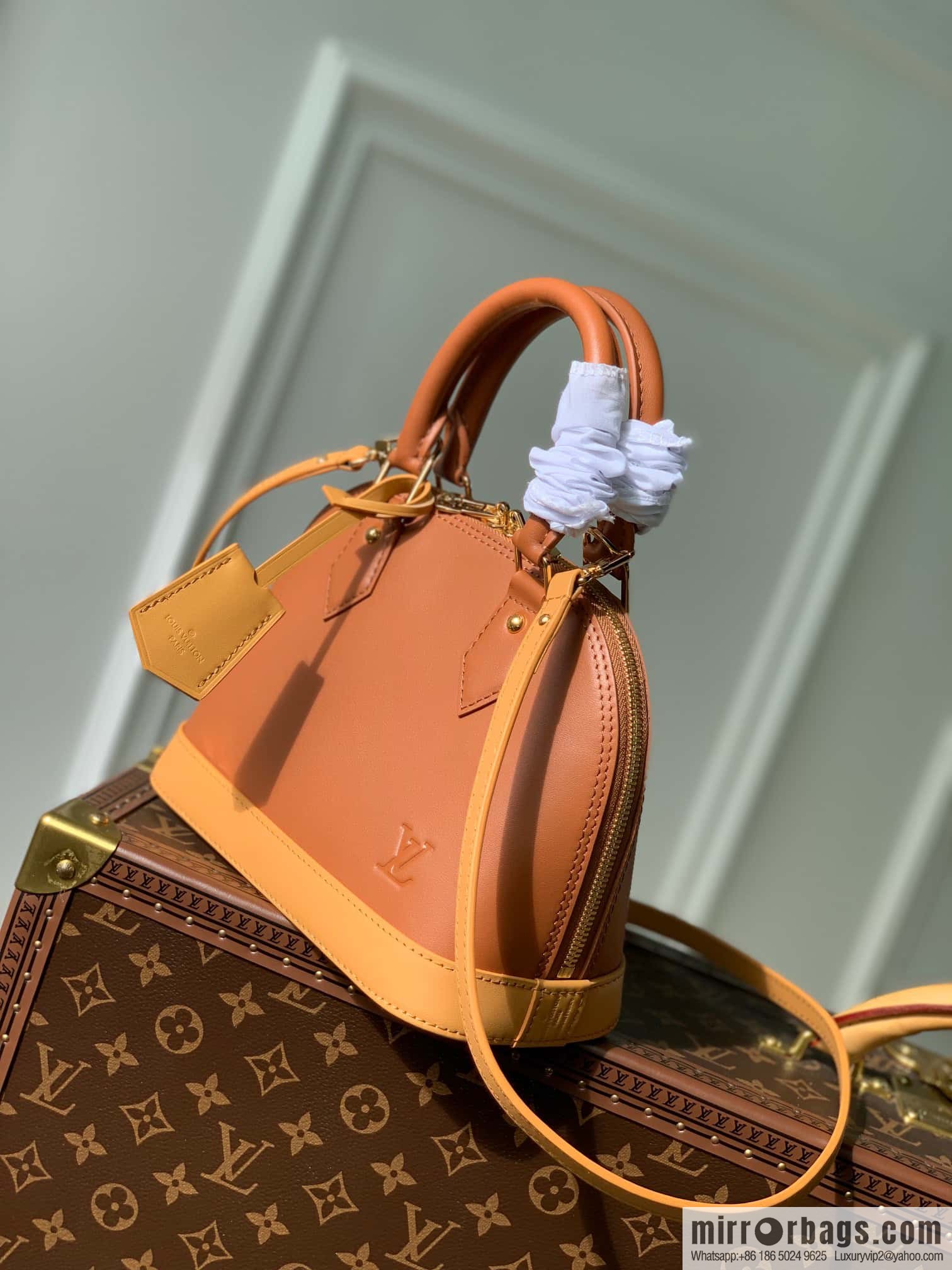 Louis Vuitton LV Alma BB shell bag Alma BB handbag M91606