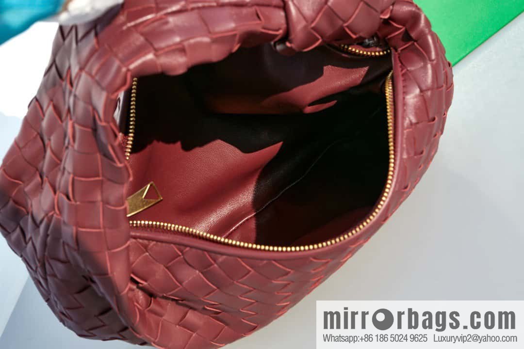 Bottega veneta #JODIE Bag Medium Burgundy, Model 690225 Number: 80700