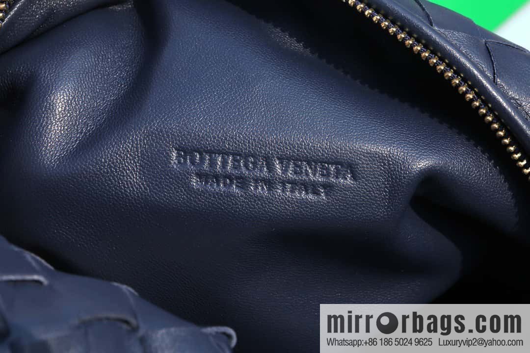 Bottega veneta #JODIE Bag Model 690225 Number: 80700 Medium Dark Blue