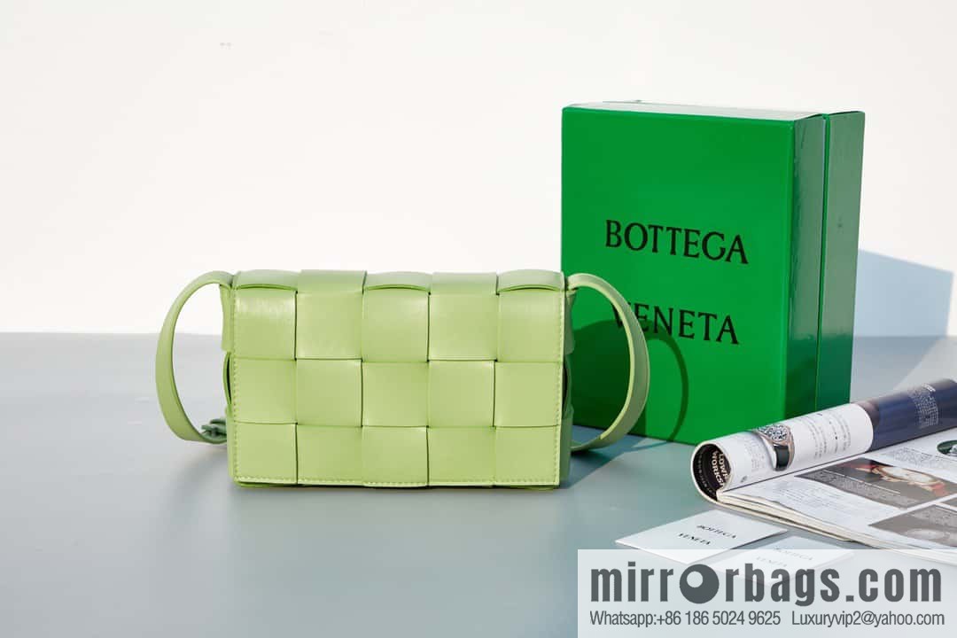 Bottega Veneta Number: 80820 #cassette weaving Rubik's Cube bag mint green