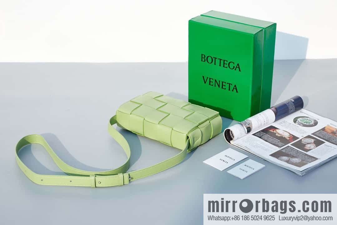 Bottega Veneta Number: 80820 #cassette weaving Rubik's Cube bag mint green