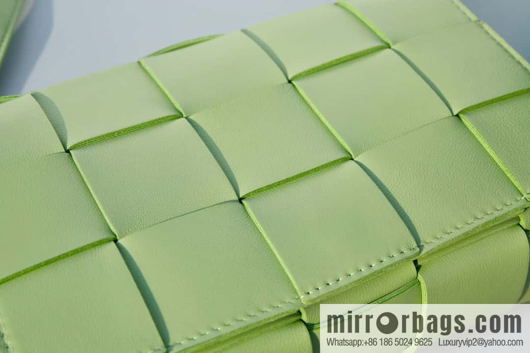 Bottega Veneta Number: 80820 #cassette weaving Rubik's Cube bag mint green