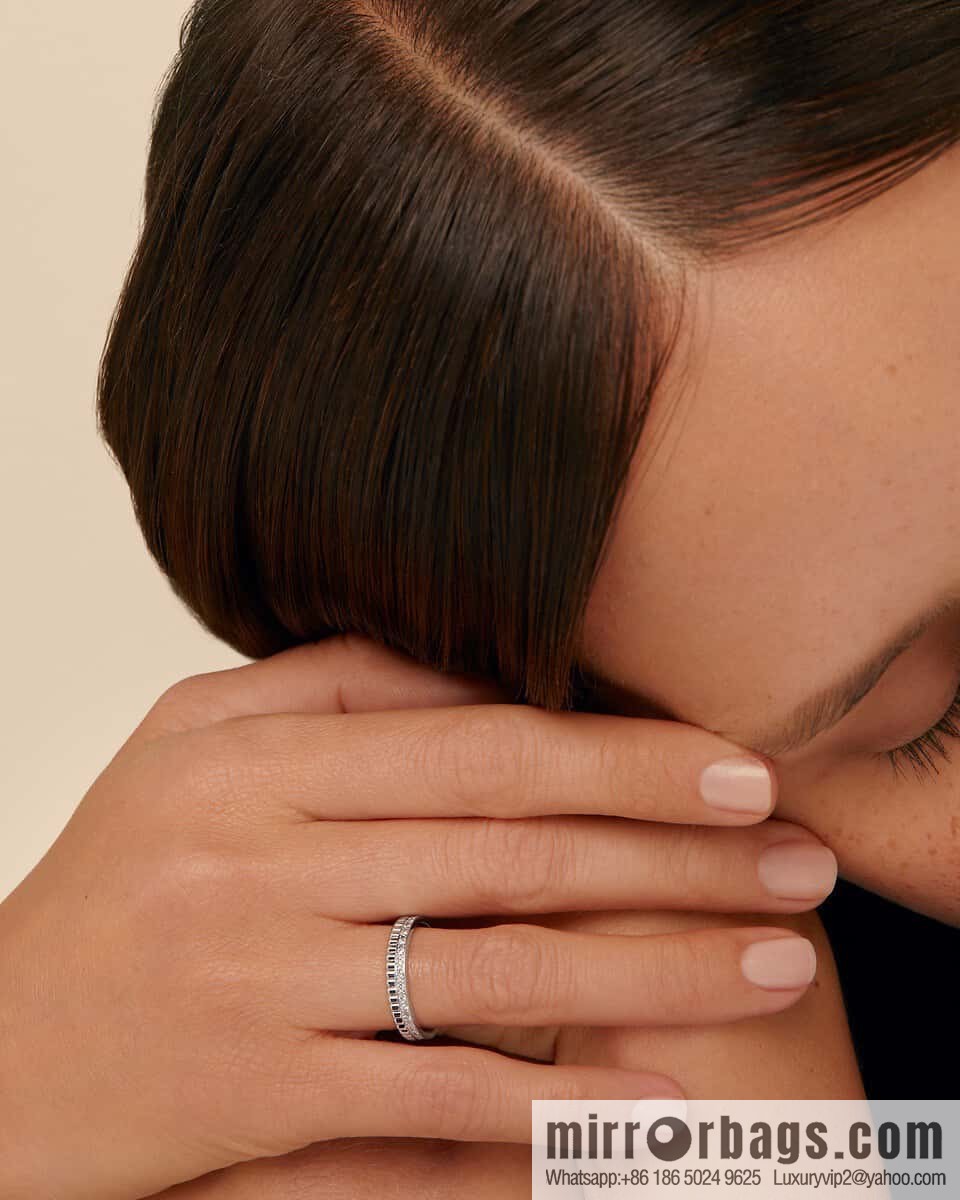 ❗New ❗️ BOUCHERON/Boucheron QUATRE RADIANT Series Ring Single Row Diamond Ring ☀️ US Size 678