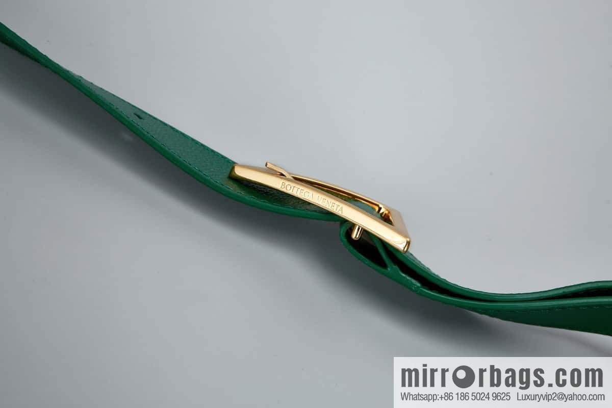 Bottega Veneta Padded Cassette Bag Model; 591970 BV Cassette Pillow Bag, Racing Green