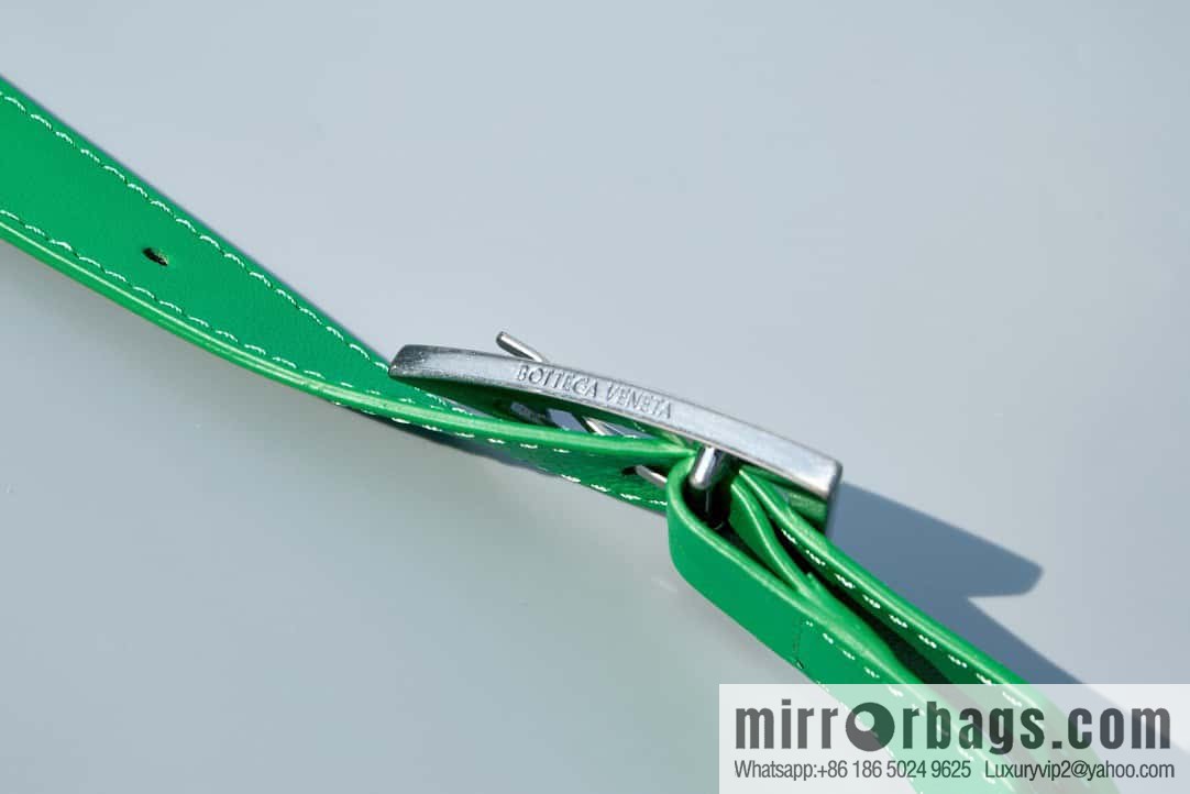 Bottega Veneta Padded Cassette Bag Model; 591970 BV Cassette Pillow Bag, Parrot Green