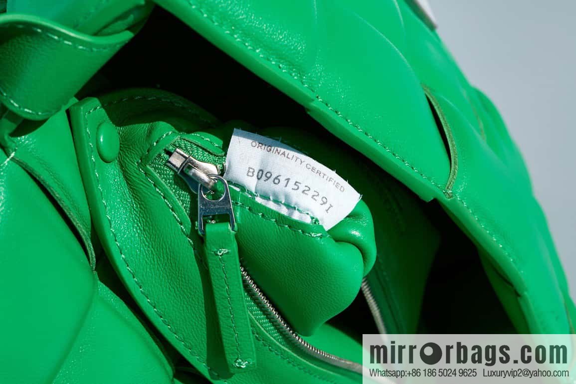 Bottega Veneta Padded Cassette Bag Model; 591970 BV Cassette Pillow Bag, Parrot Green