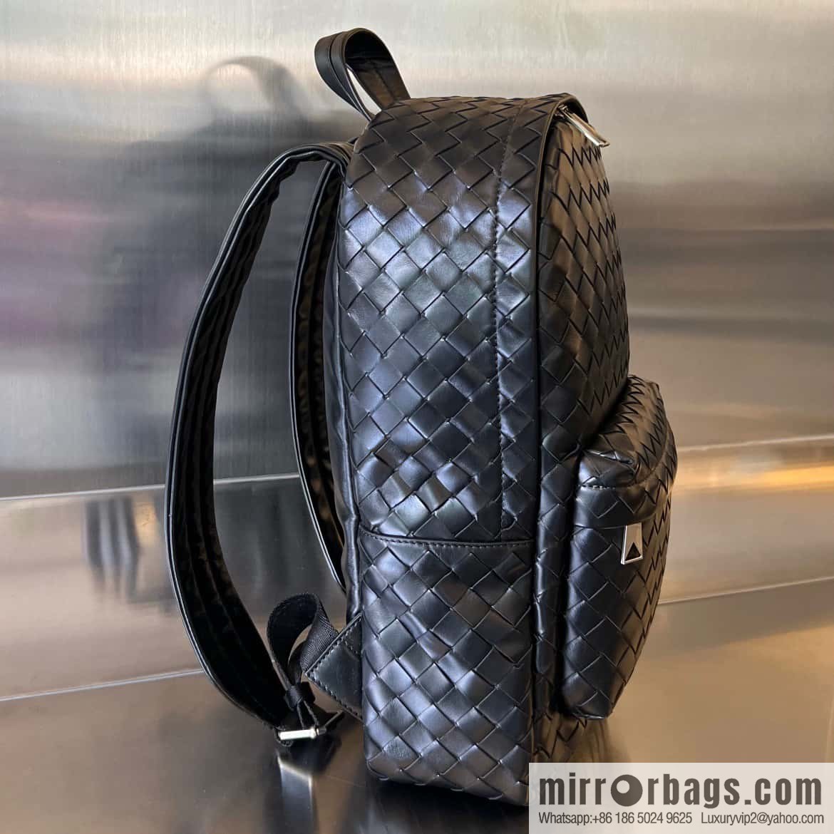 #Bv new men's backpack 730728 classic woven backpack model number: 730728 black