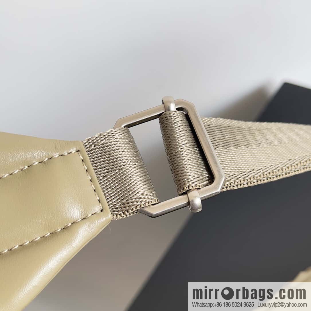 #Bv new men's backpack 730728 classic woven backpack model number: 730728 taupe