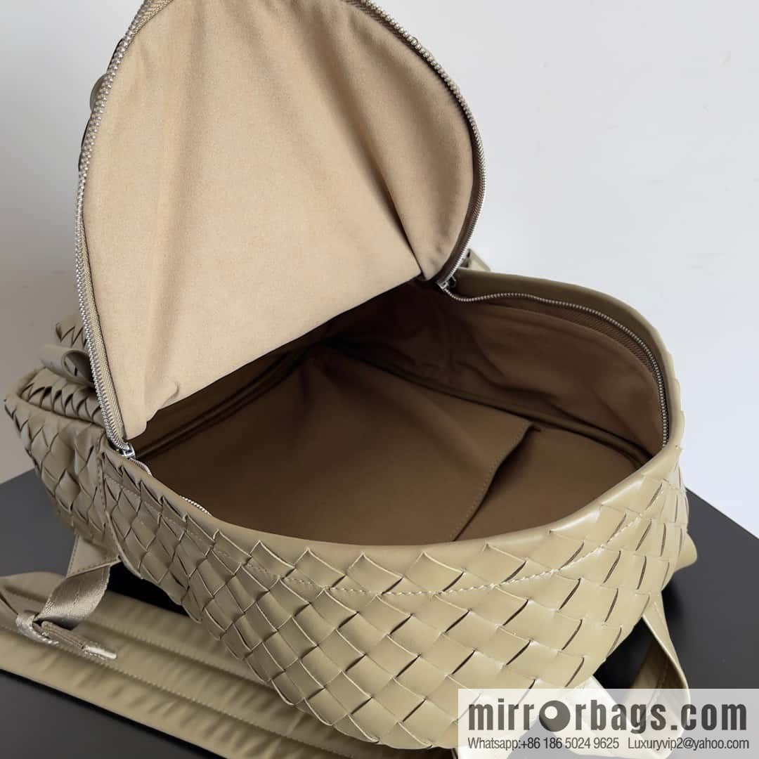 #Bv new men's backpack 730728 classic woven backpack model number: 730728 taupe