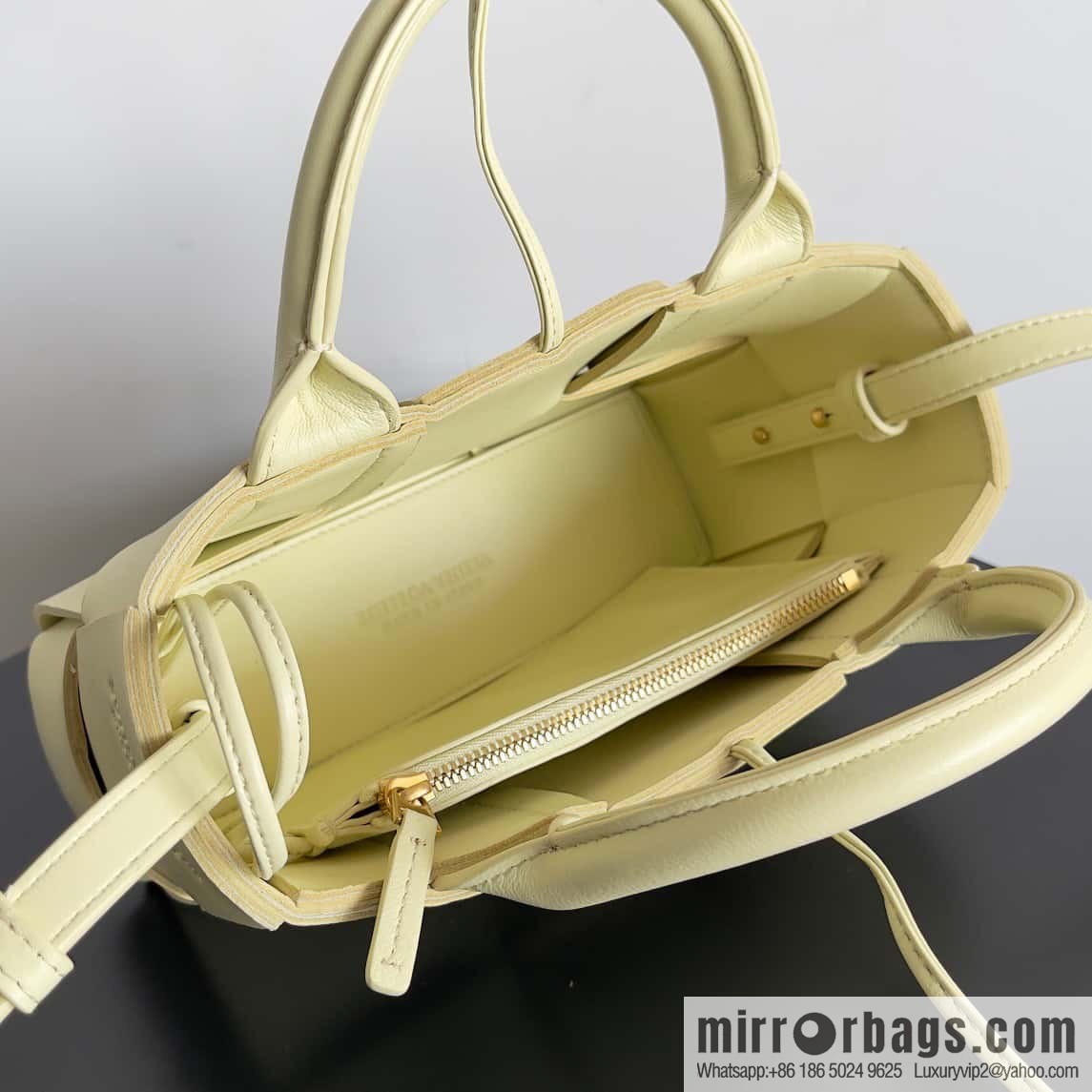 BV super mini tote bag 20cm ice cream color, model number: 729029.