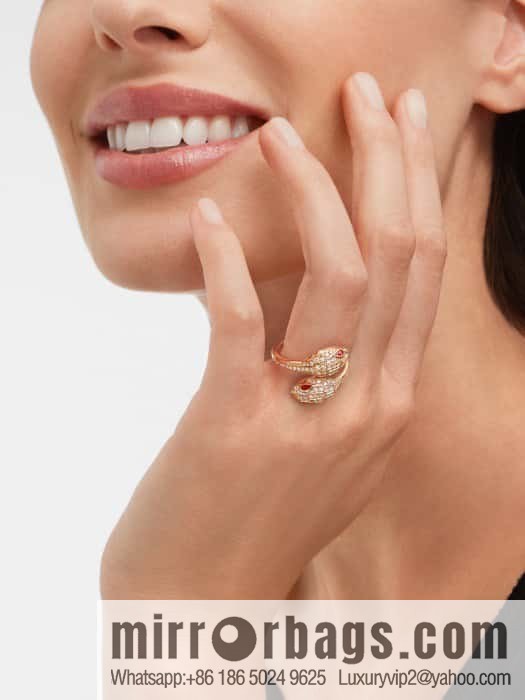 ☀BVLGARI SERPENTI SEDUTTORI Liu Guang Snake Shadow, Snakehead Ring ☀️