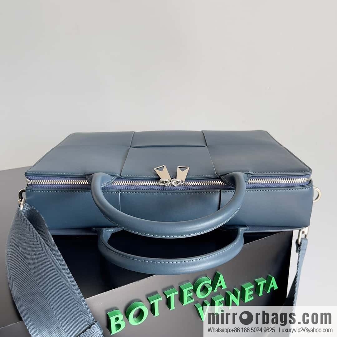Bottega Veneta Large Braided Men's Briefcases Model 680120 Dark Blue