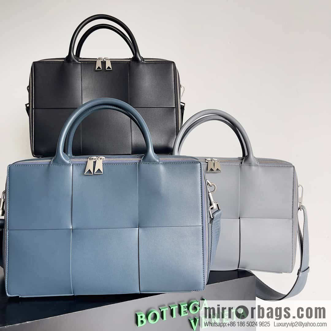 Bottega Veneta Large Braided Men's Briefcases Model 680120 Dark Blue