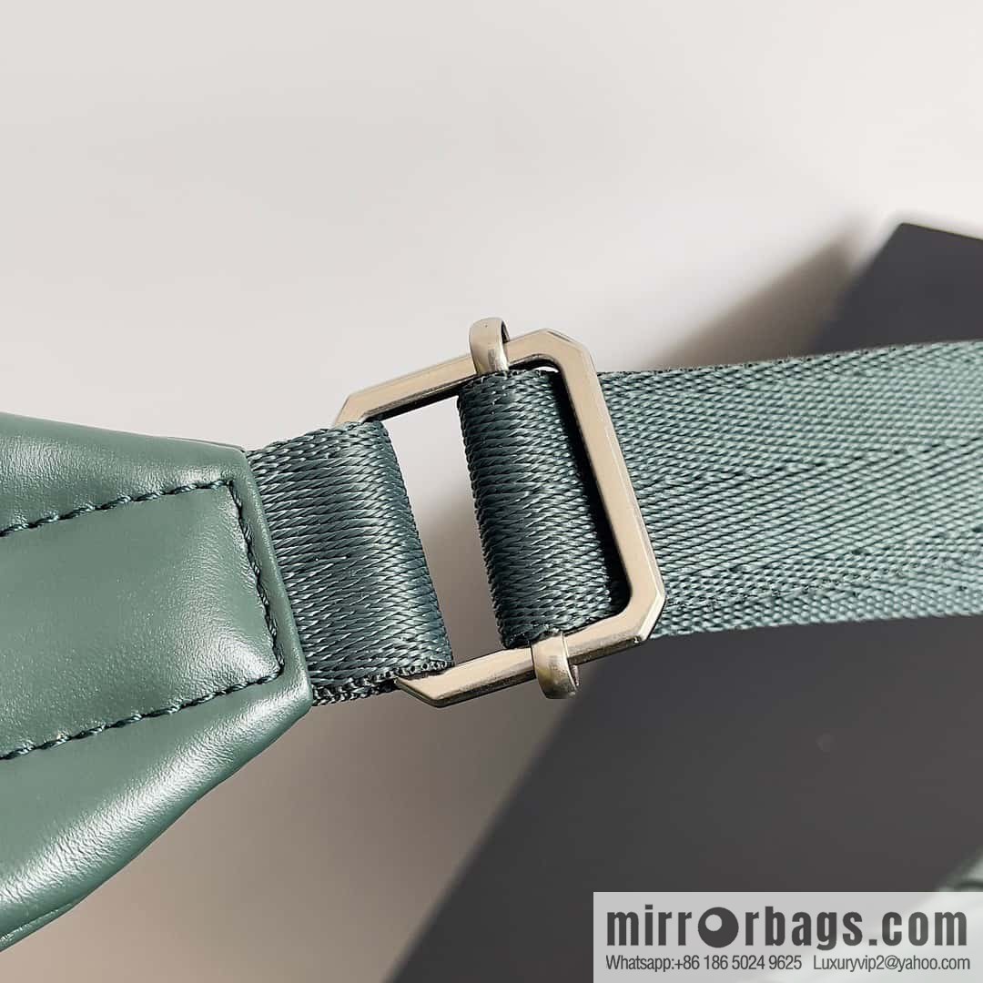 #Bv new men's backpack 730728 classic woven backpack model number: 730728 turquoise green