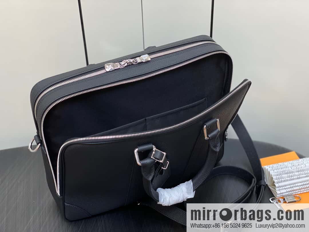 [Boutique‑grade] M30967 black full leather cross pattern briefcase series, this Voyage large briefcase