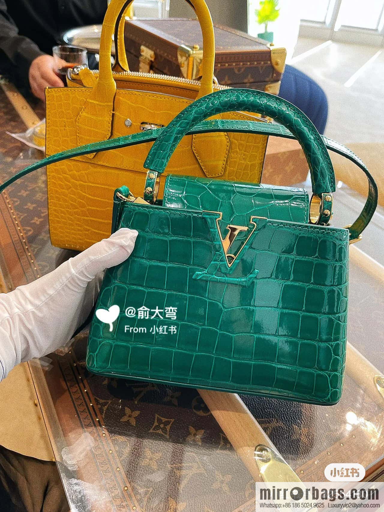 [Boutique‑grade] M48865 green, crocodile pattern full leather cap that English series Capucines BB handbag
