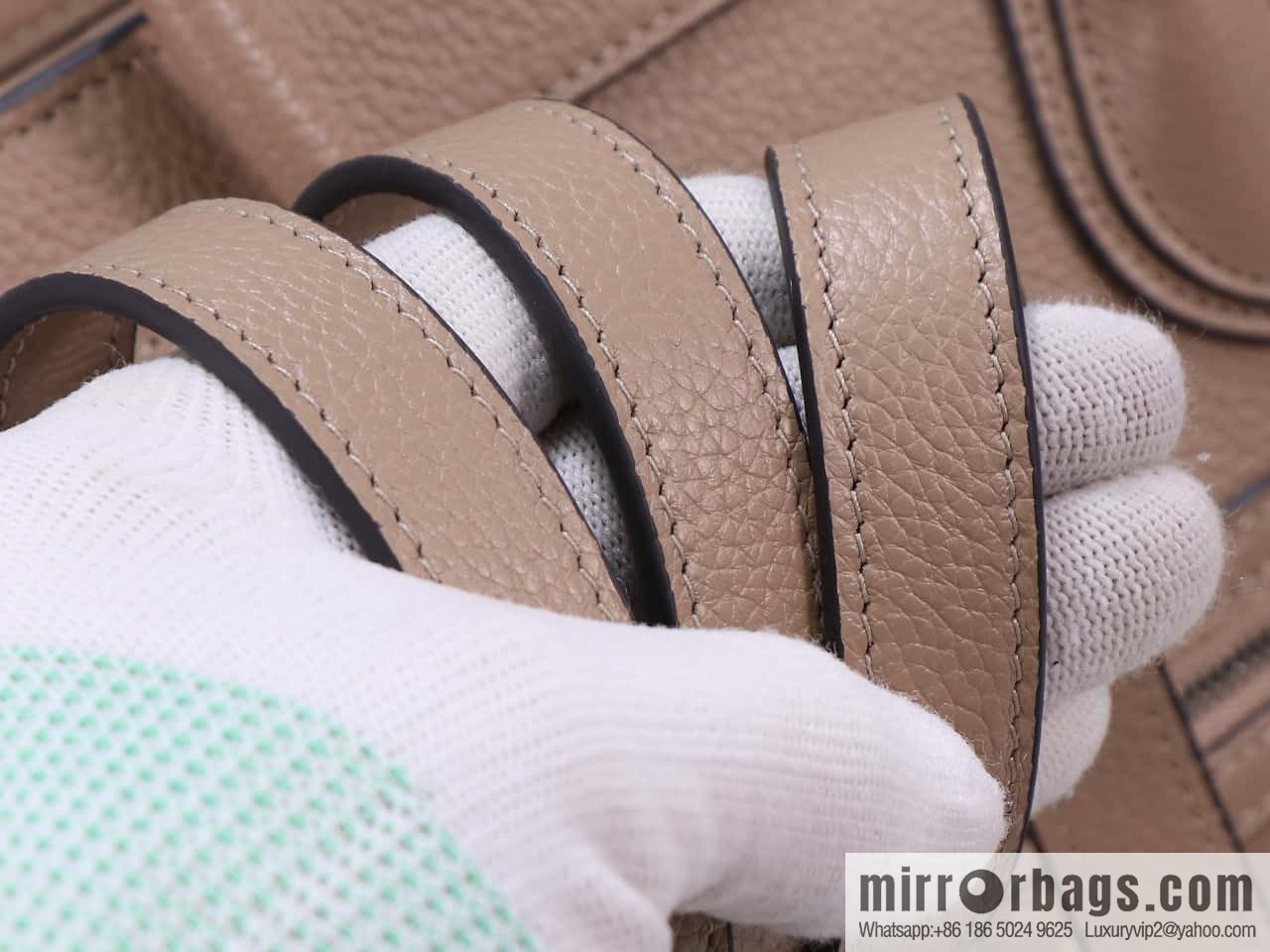 [Premium quality, all-steel hardware] Celine nano Luggage smiley face bag, model 168243