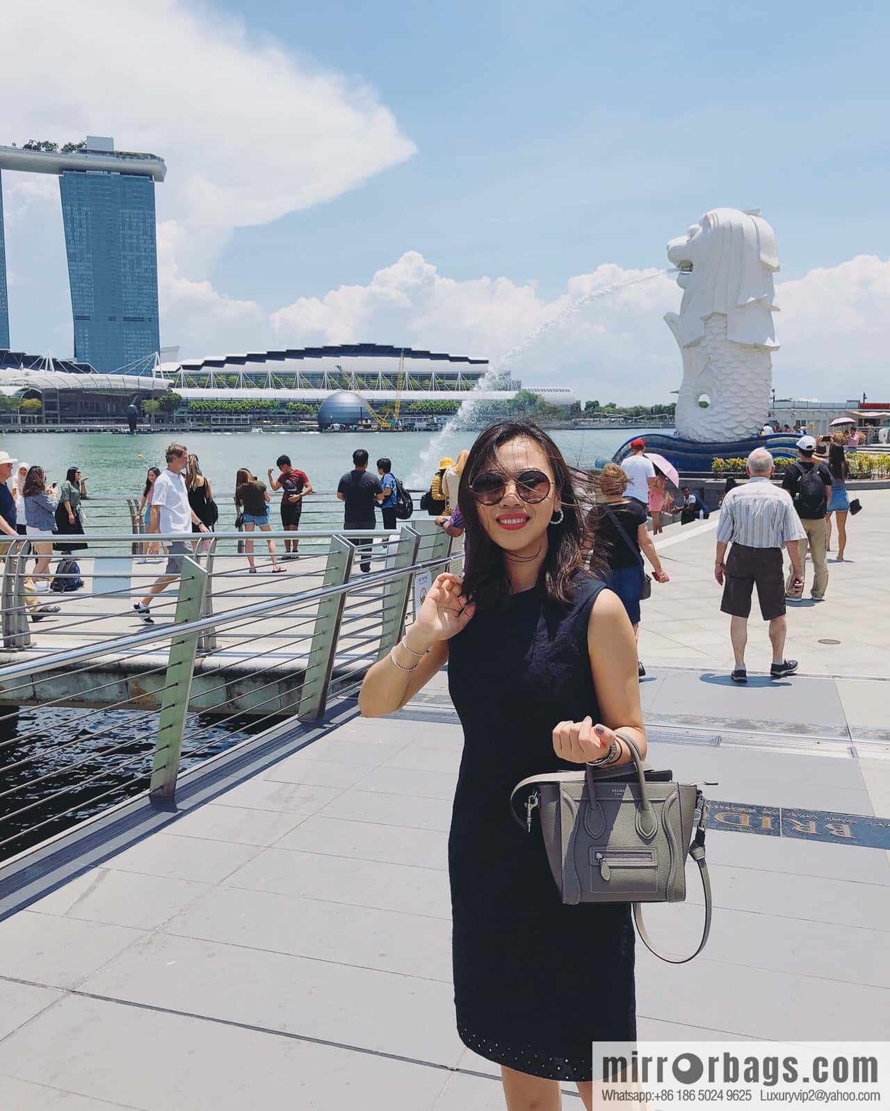 [Premium quality, all-steel hardware] Celine nano Luggage smiley face bag, model 168243