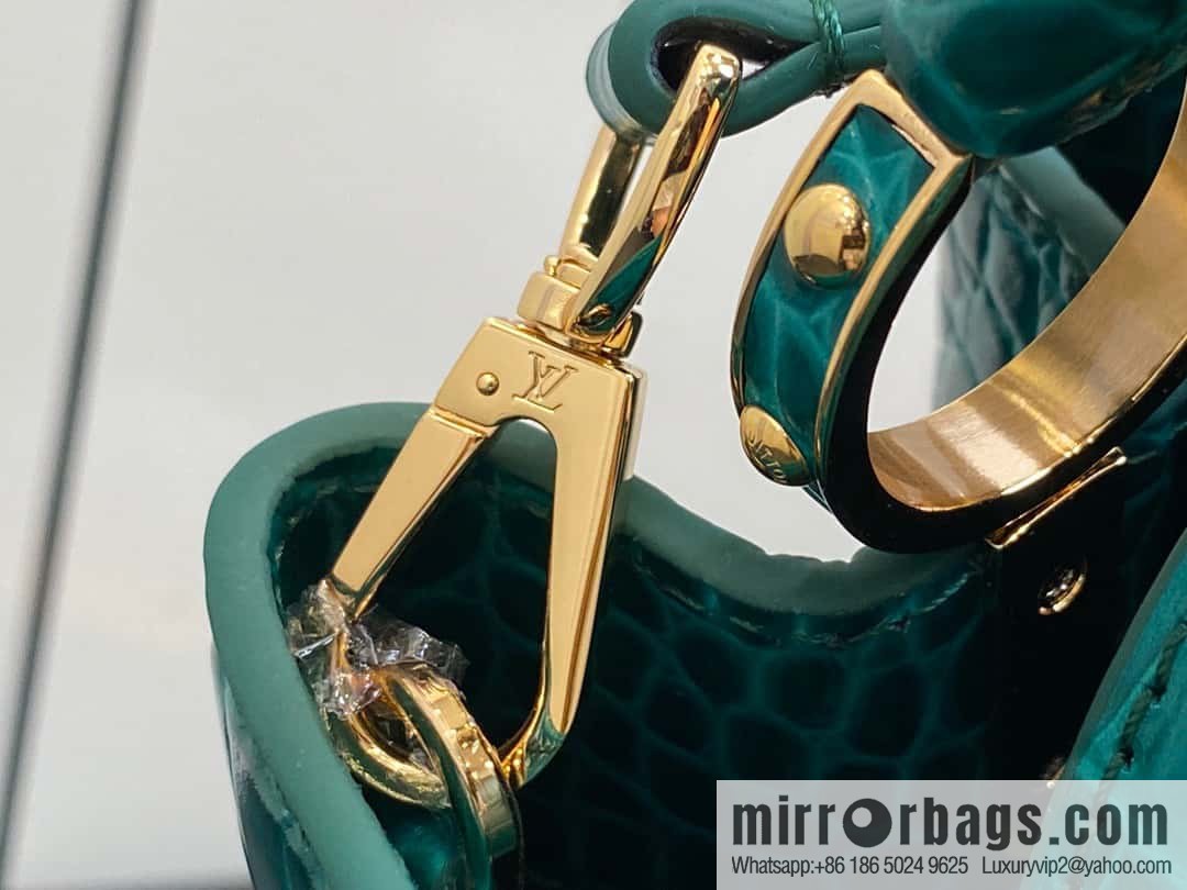 [Boutique‑grade] M48865 green, crocodile pattern full leather cap that English series Capucines BB handbag