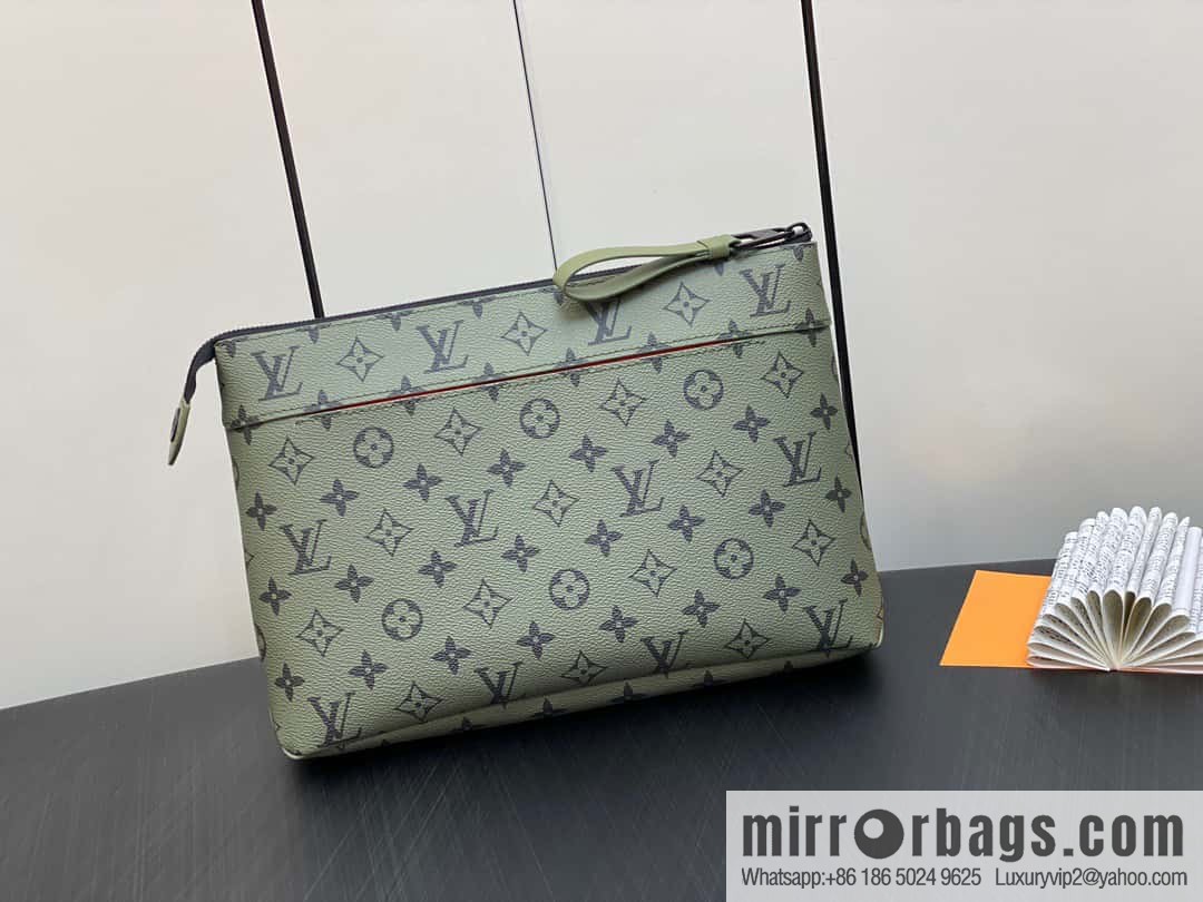 [Boutique‑grade] M82008 green flower clutch bag series Pochette Voyage Souple clutch bag Keepall Bandoulière 25 handbag