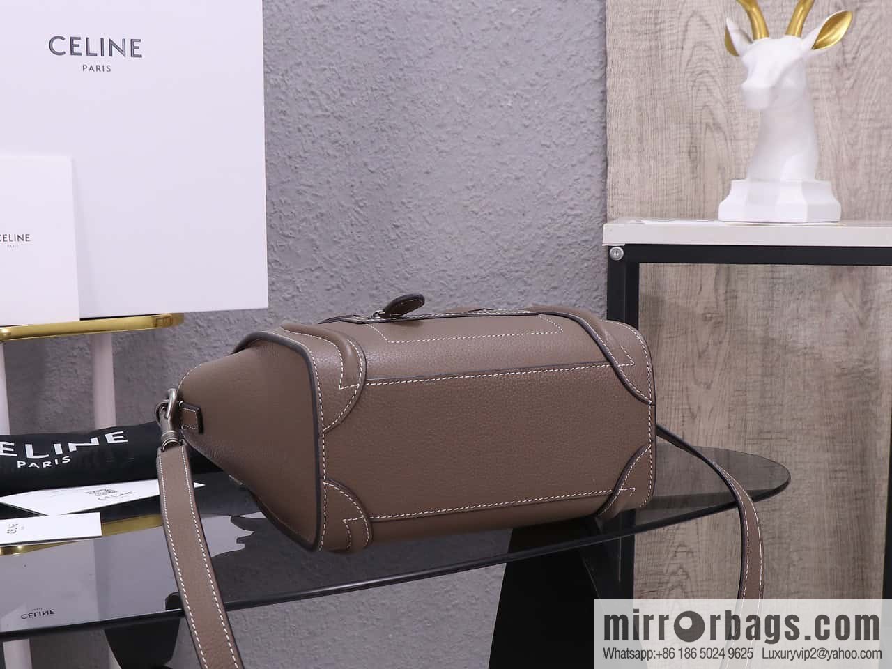 [Premium quality, all-steel hardware] Celine nano Luggage smiley face bag, model 168243