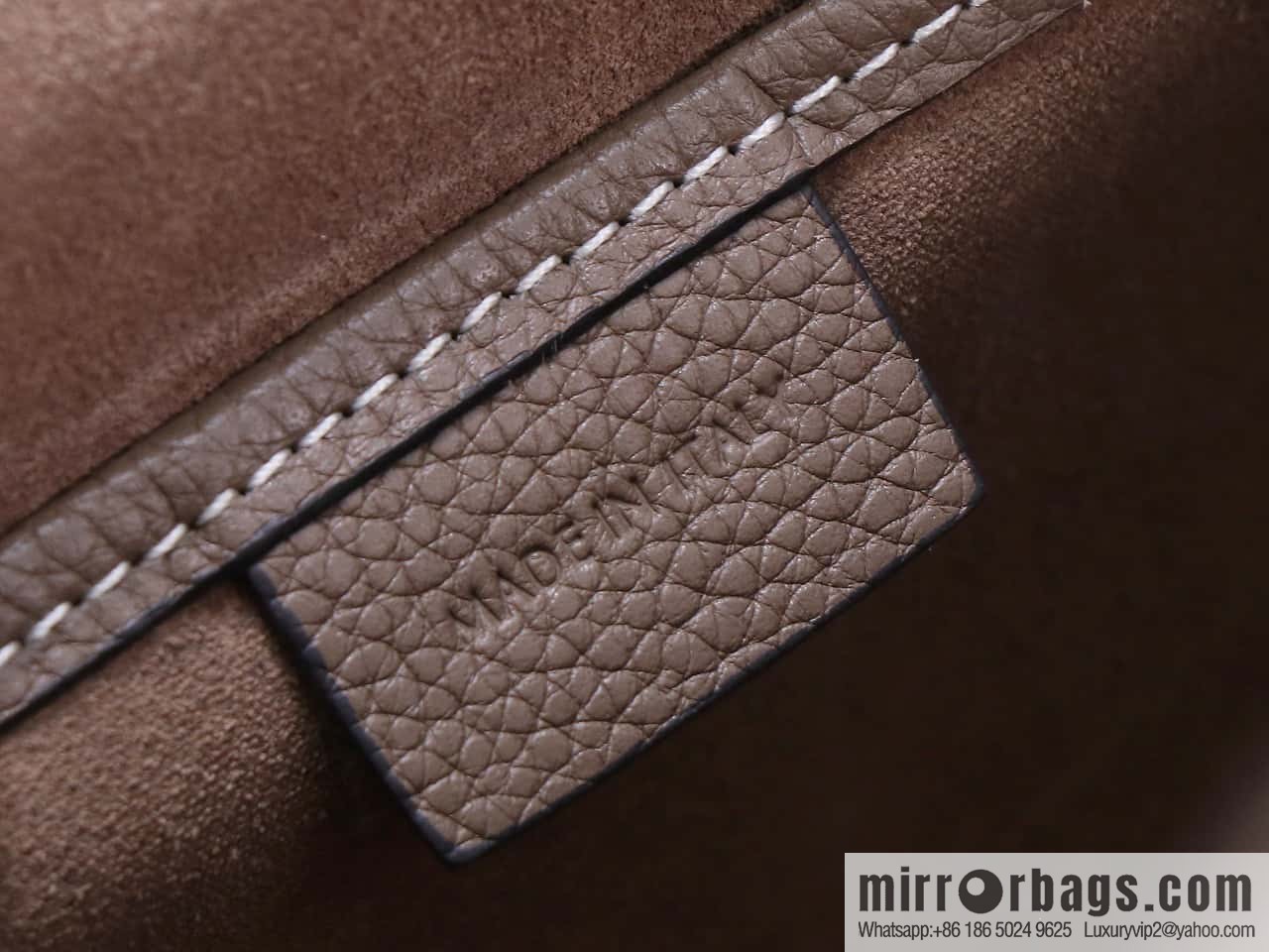 [Premium quality, all-steel hardware] Celine nano Luggage smiley face bag, model 168243