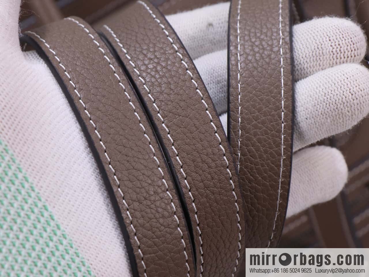 [Premium quality, all-steel hardware] Celine nano Luggage smiley face bag, model 168243