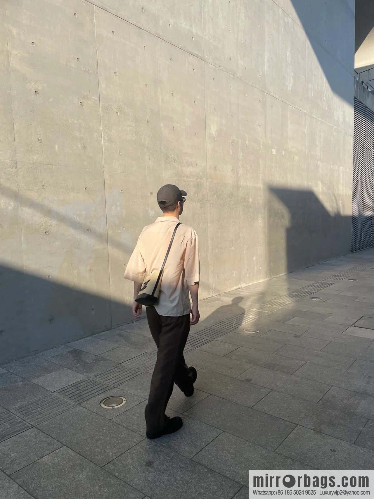 [Premium quality, all-steel hardware] 23s new product | CELINE CUIR TRIOMPHE small striped fabric leather bucket bag 23s new fabric series, number: 198243DU3.04LU