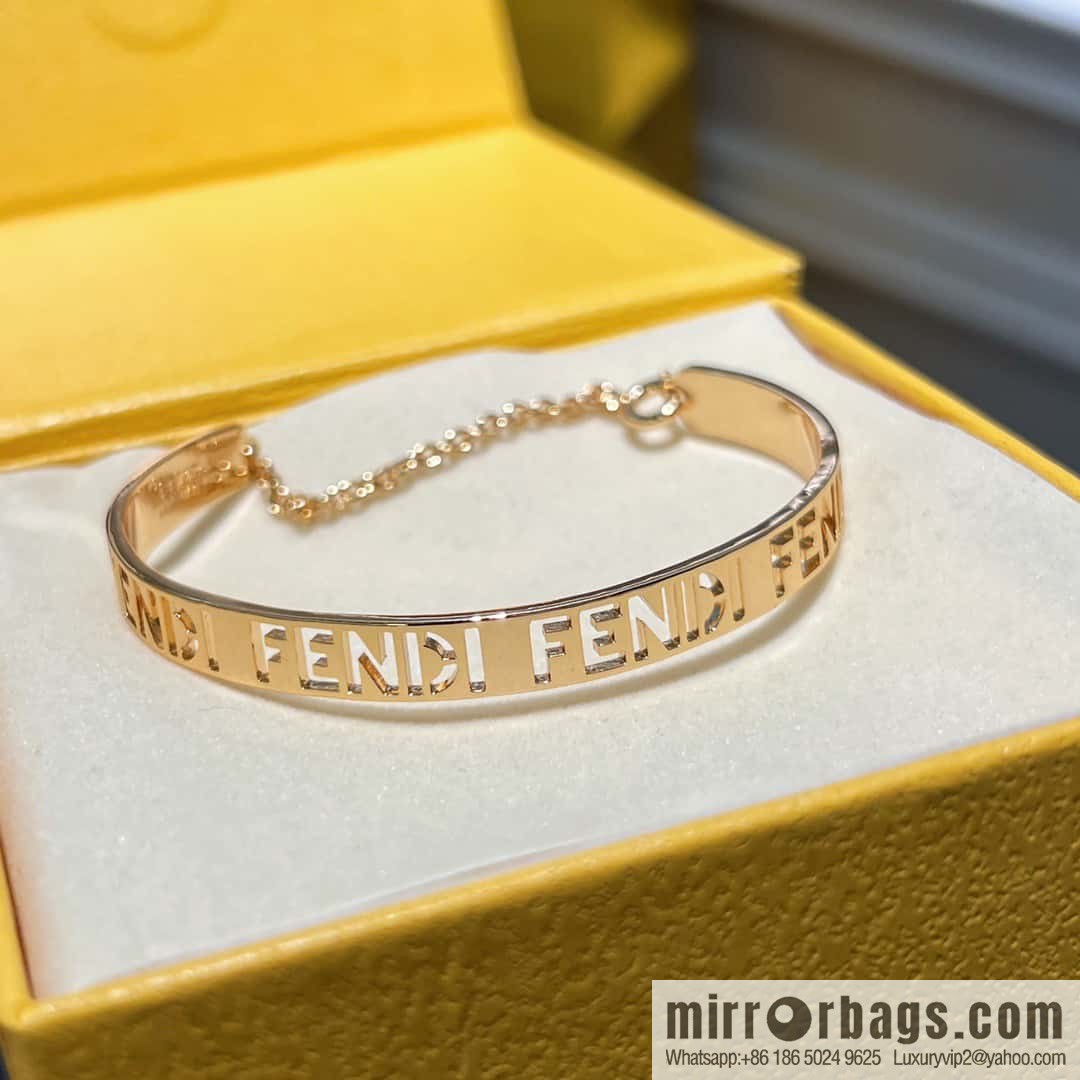 ❗New ❗️ ☀ with drill 290 hollow 310 ☀ new FENDI hollow letter bracelet bracelet ☀