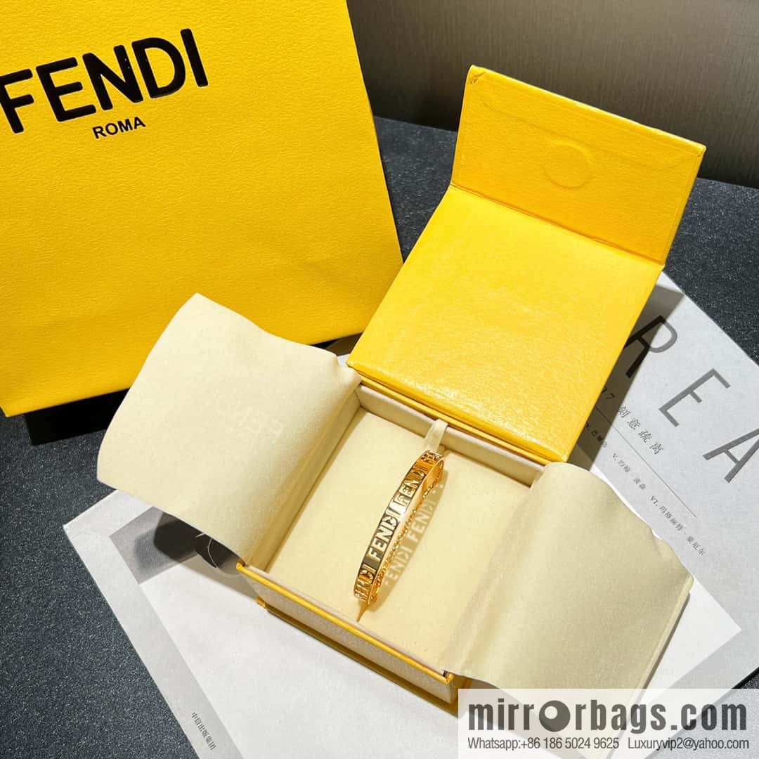 ❗New ❗️ ☀ with drill 290 hollow 310 ☀ new FENDI hollow letter bracelet bracelet ☀