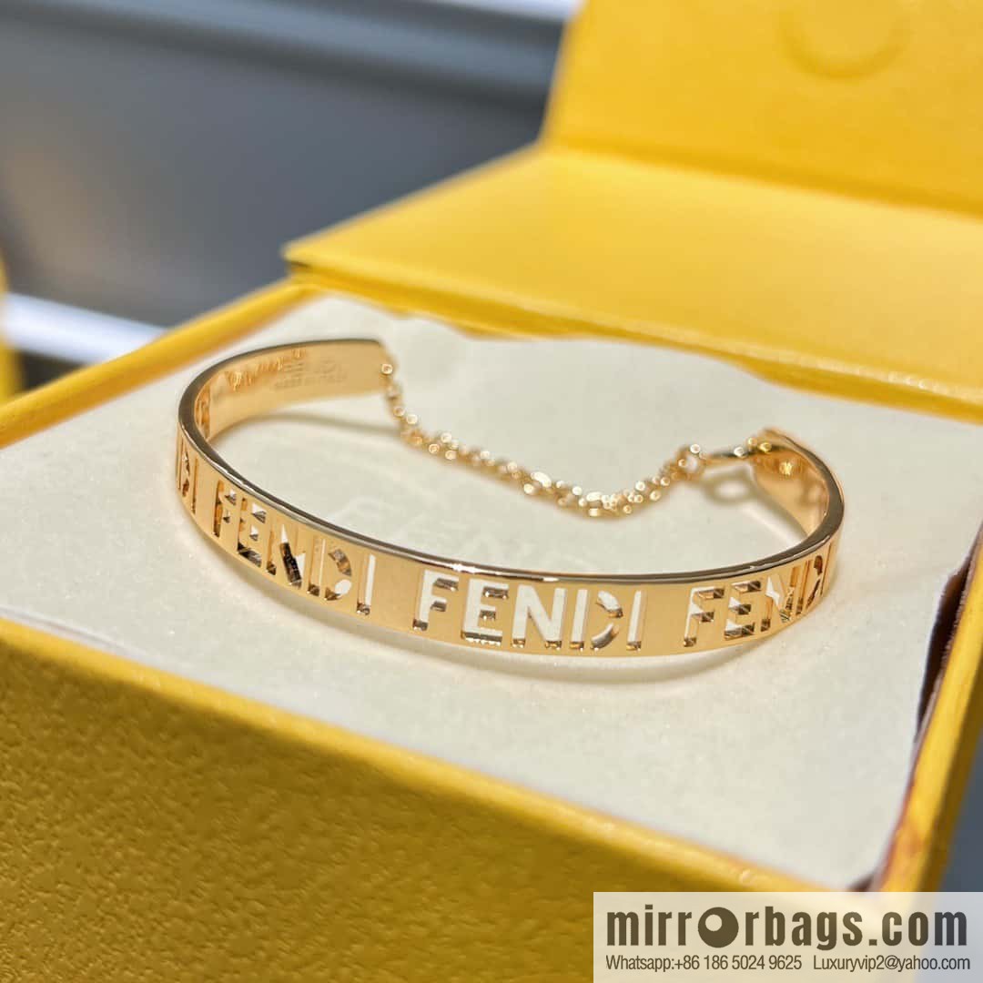 ❗New ❗️ ☀ with drill 290 hollow 310 ☀ new FENDI hollow letter bracelet bracelet ☀