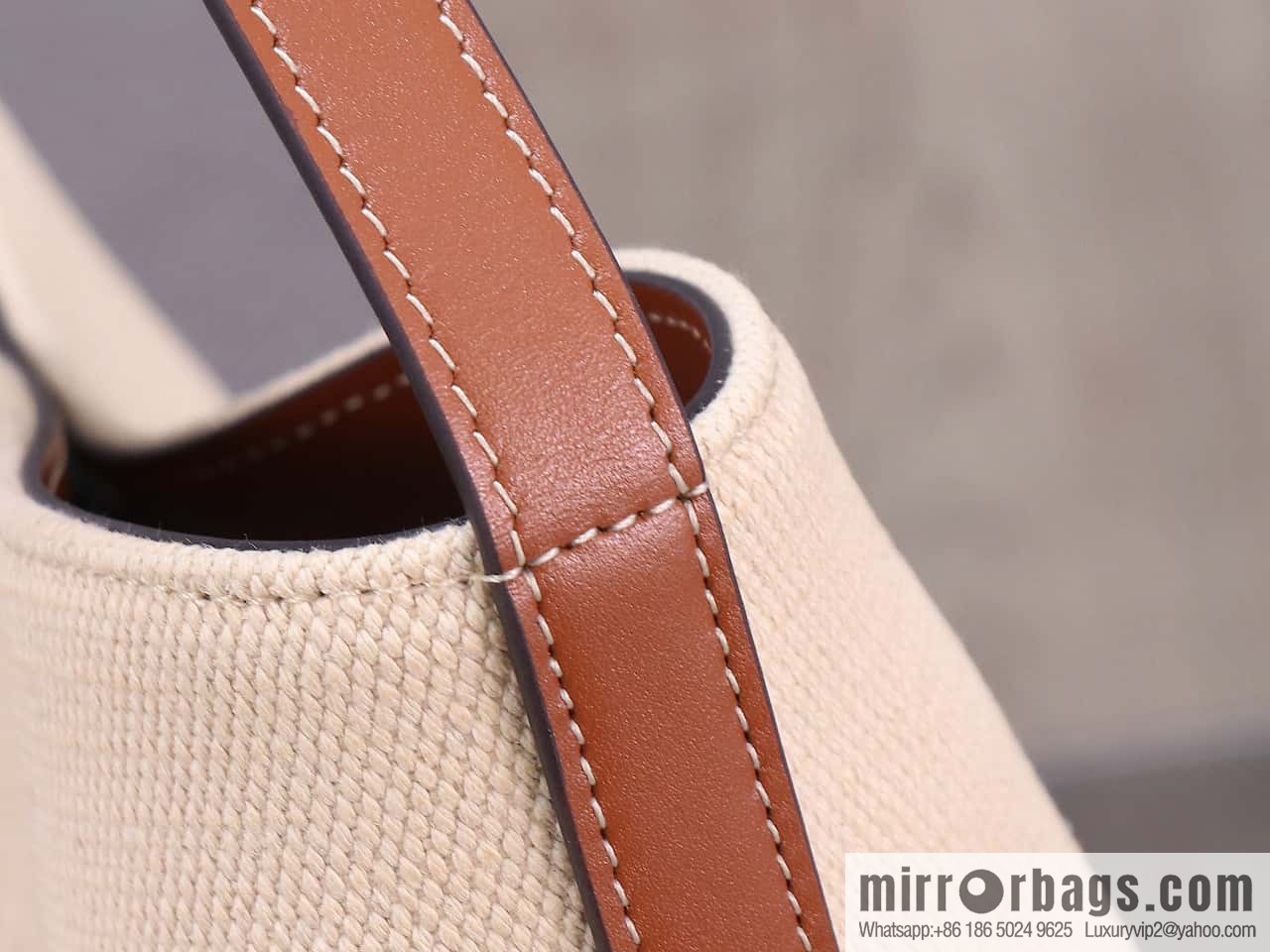 [Premium quality, all-steel hardware] 23s new product | CELINE CUIR TRIOMPHE small striped fabric leather bucket bag 23s new fabric series, number: 198243DU3.04LU