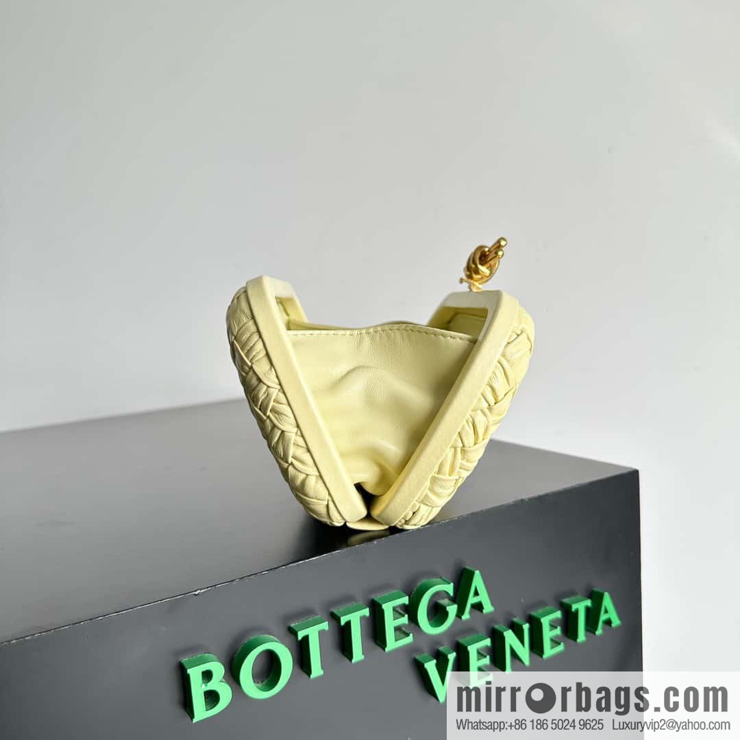 Bottega Veneta BV Knot | minaudiere: 717622 Ice Cream Color
