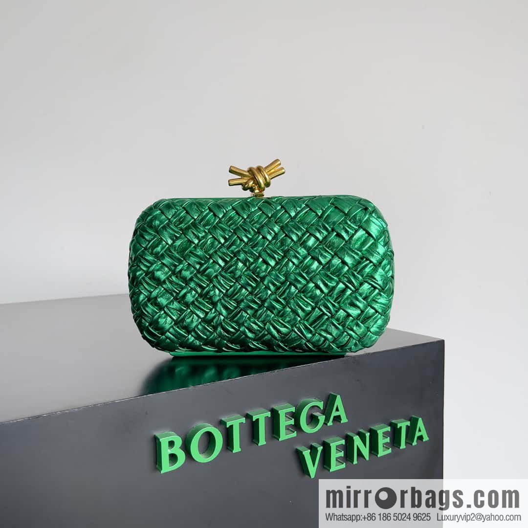 Bottega Veneta BV Knot | minaudiere Model: 717622 Green Gold