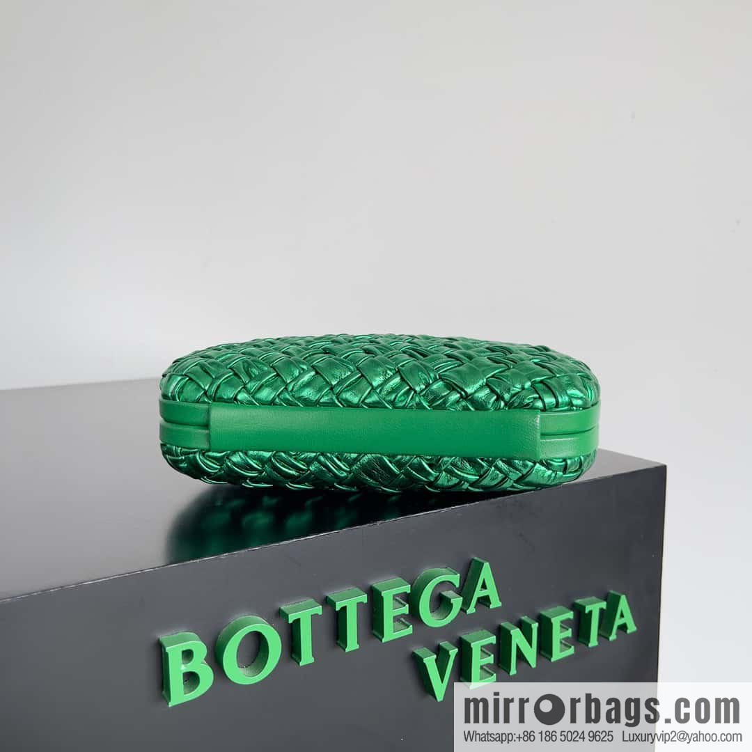 Bottega Veneta BV Knot | minaudiere Model: 717622 Green Gold