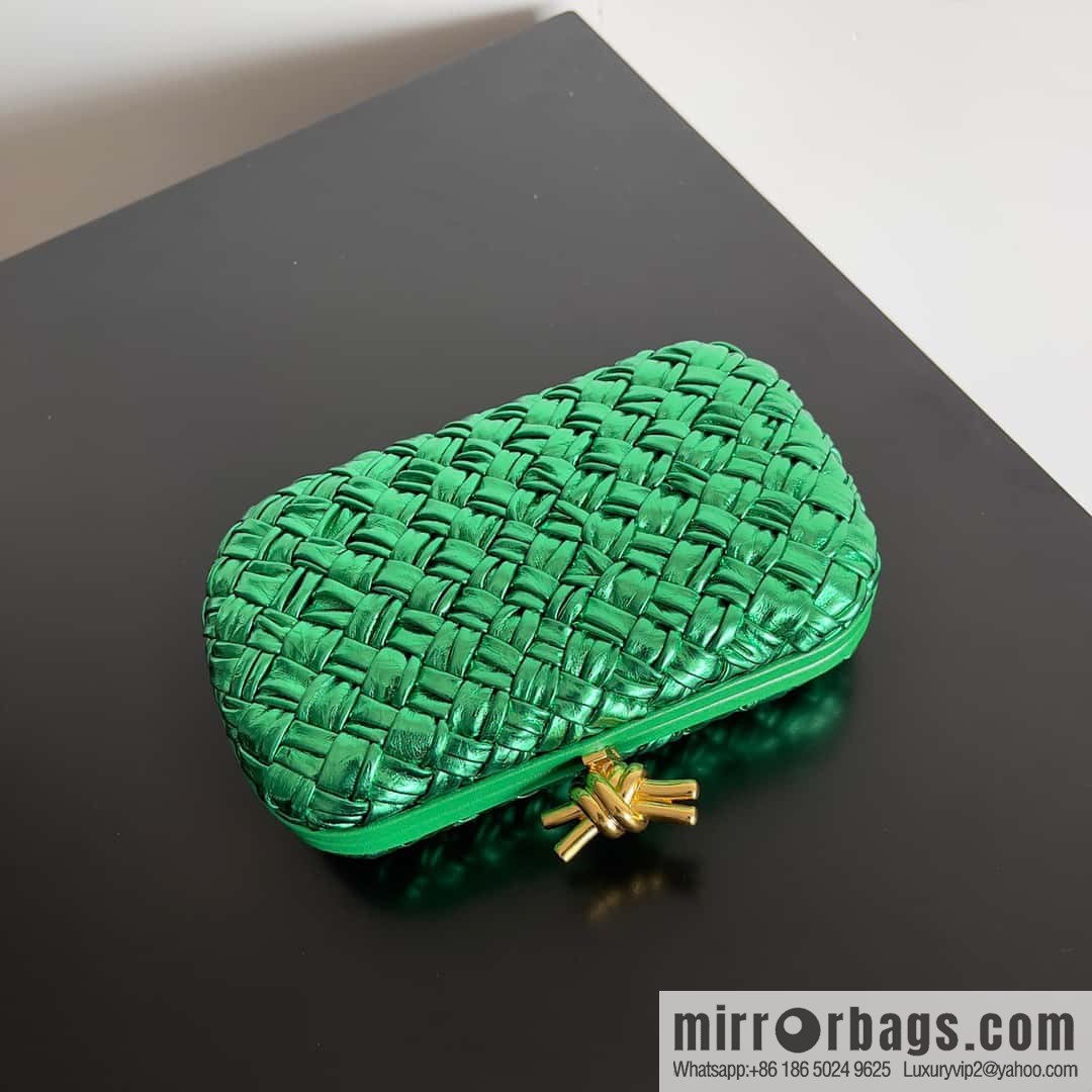 Bottega Veneta BV Knot | minaudiere Model: 717622 Green Gold