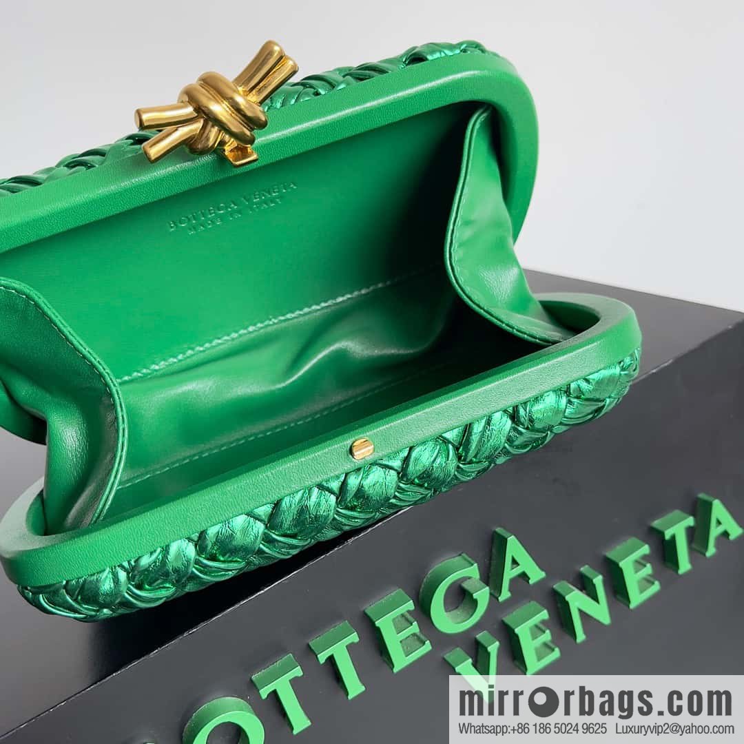 Bottega Veneta BV Knot | minaudiere Model: 717622 Green Gold