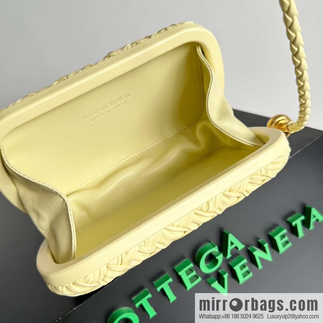 Bottega Veneta BV Knot | minaudiere: 717623 Ice Cream Color