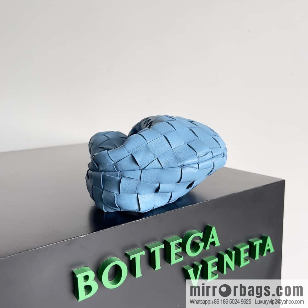 BV super mini JODIE tote bag dumpling bag, woven knotted bag, model number: 730828 hurricane blue.