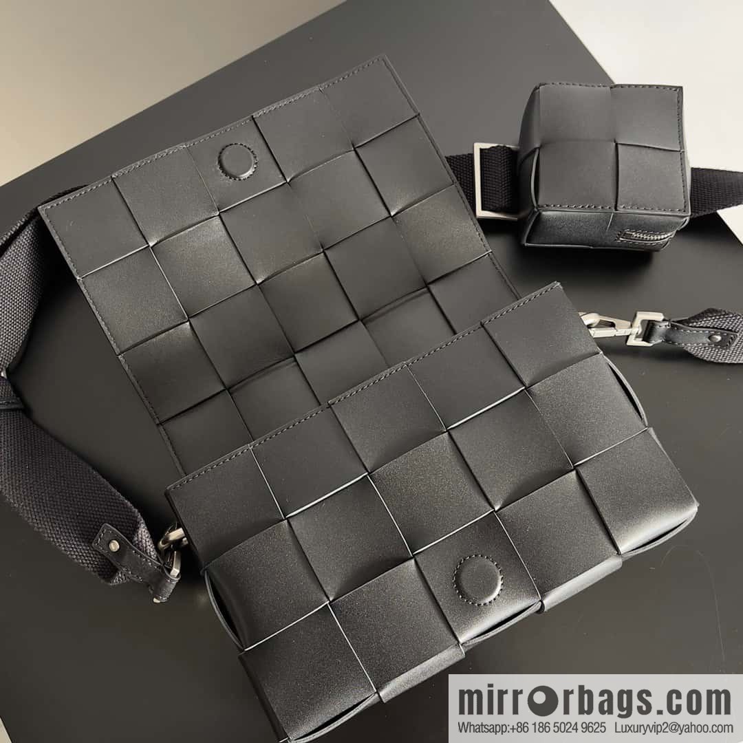 Bv new Unisex same two-in-one His & Hers model number: 741777 black