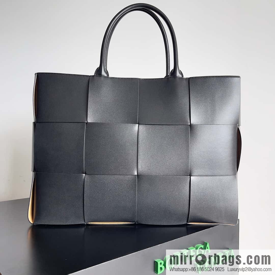 BV tote bag, large BV new large tote bag, model number 620623.