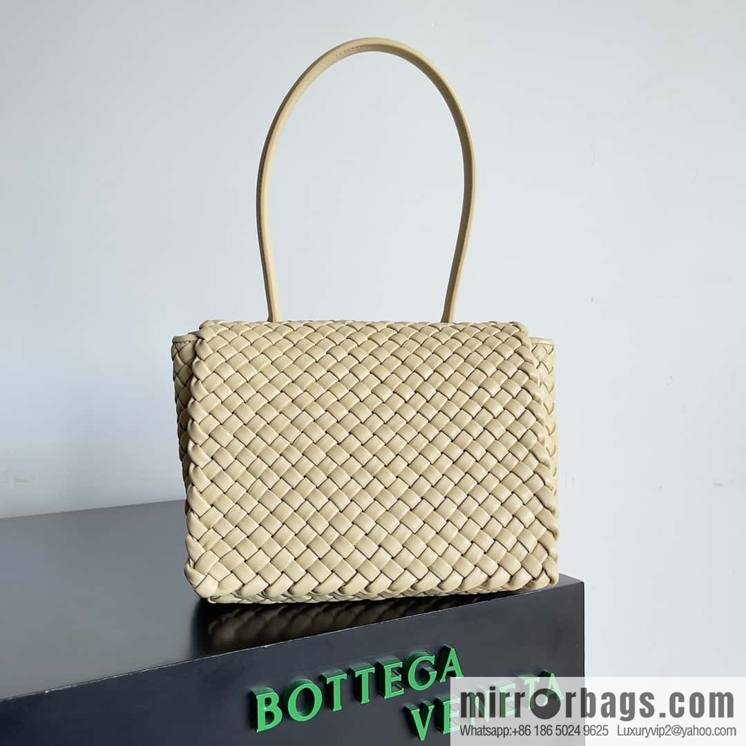 B home 2022 autumn and winter new product PATTI woven tote bag model number 709420 oat color