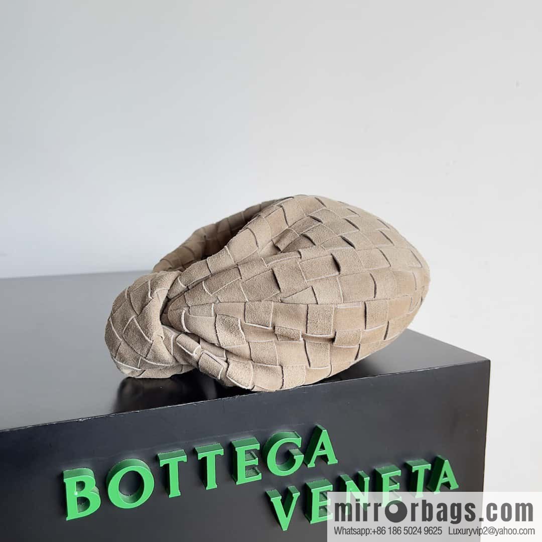 Bv2022 new product, Yangzu Mini Jodie woven suede knotted round hobo bag, model: 651876 Yangzu taupe
