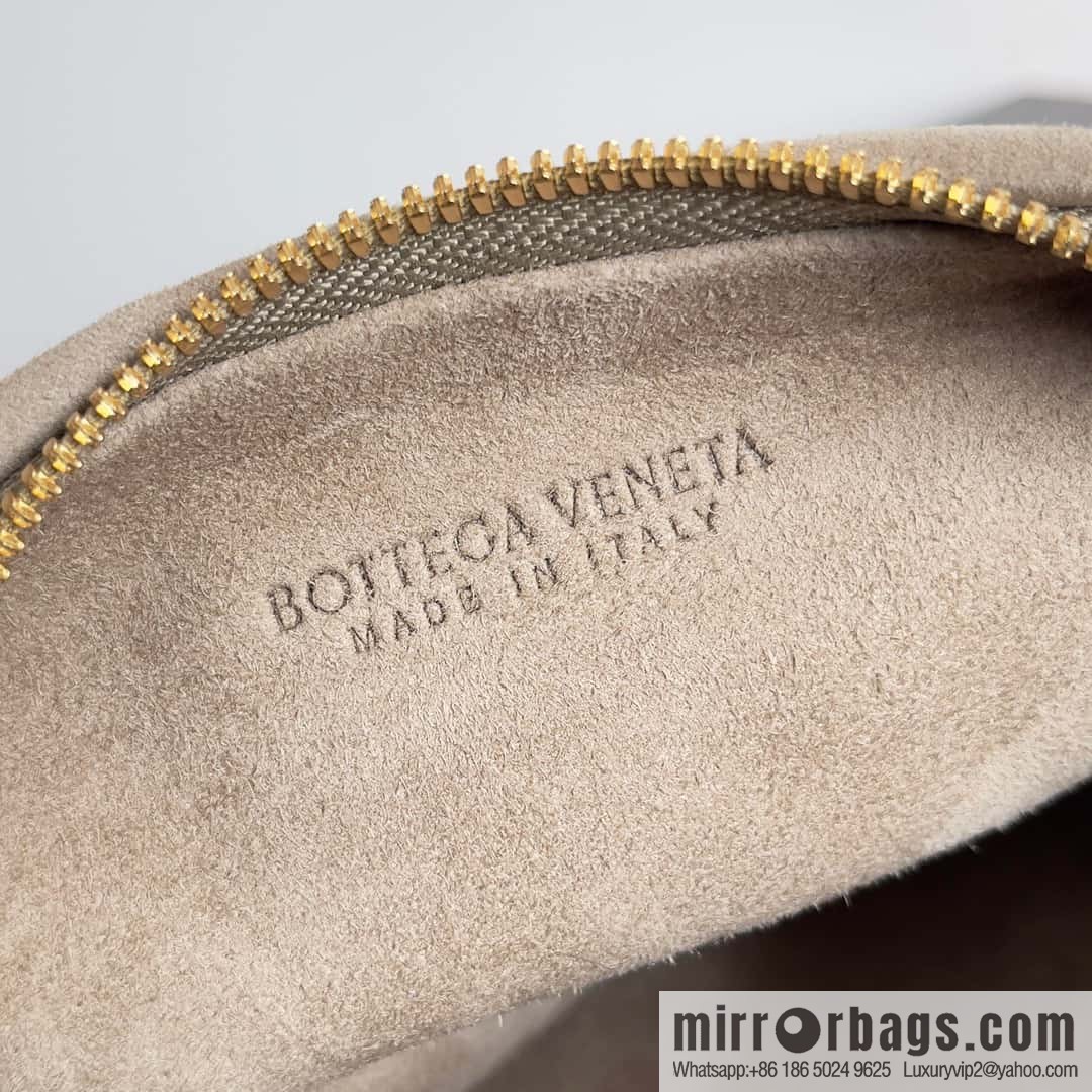 Bv2022 new product, Yangzu Mini Jodie woven suede knotted round hobo bag, model: 651876 Yangzu taupe