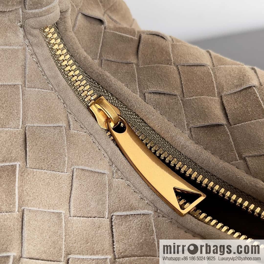 Bv2022 new product, Yangzu Mini Jodie woven suede knotted round hobo bag, model: 651876 Yangzu taupe