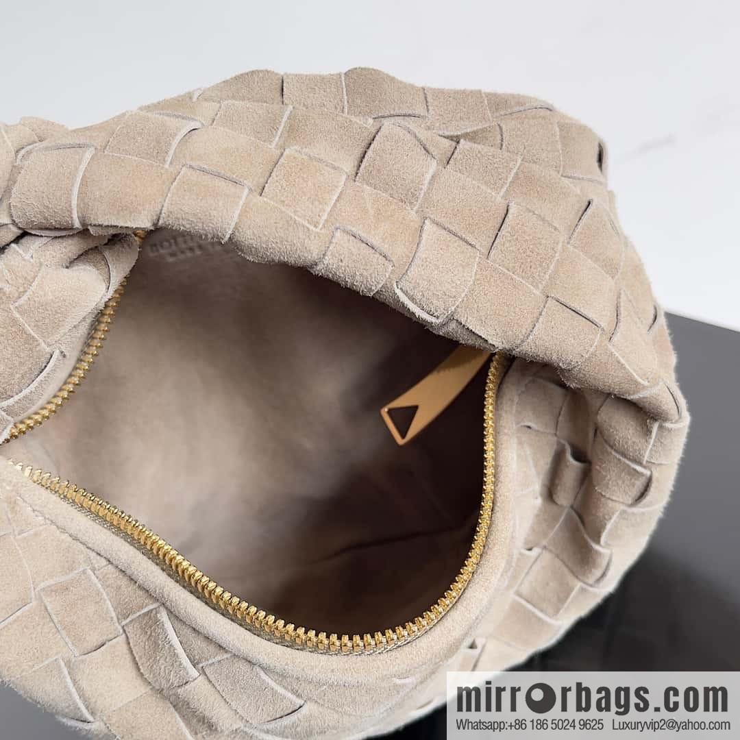 Bv2022 new product, Yangzu Mini Jodie woven suede knotted round hobo bag, model: 651876 Yangzu taupe